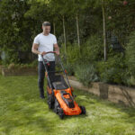 Black & Decker CLMA4820L2 Schubrasenmäher Batterie/Akku Schwarz – Detailansicht 2